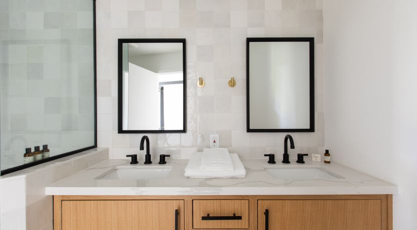 Photo of Venice Breeze