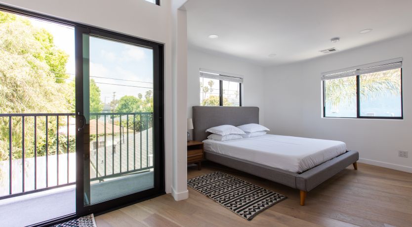 Photo of Venice Breeze