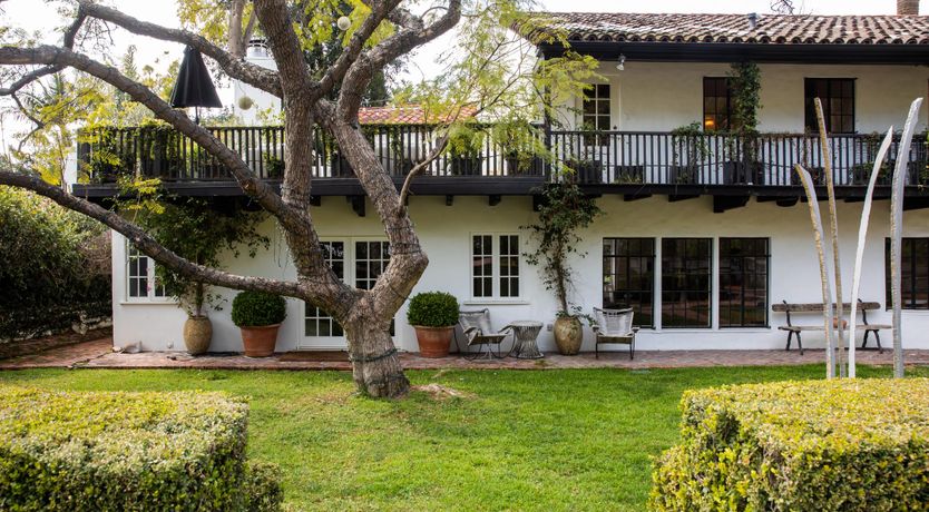 Photo of The Hollywood Hideaway