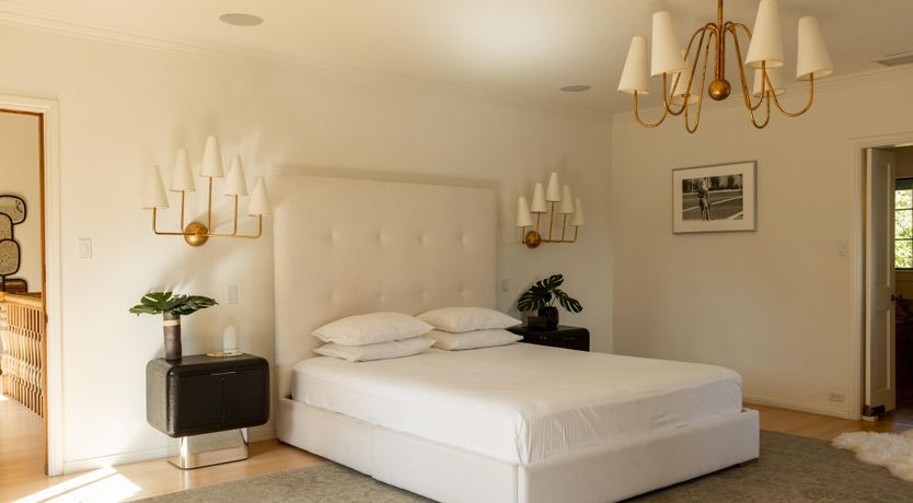 Photo of The Hollywood Hideaway