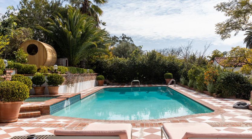 Photo of The Hollywood Hideaway