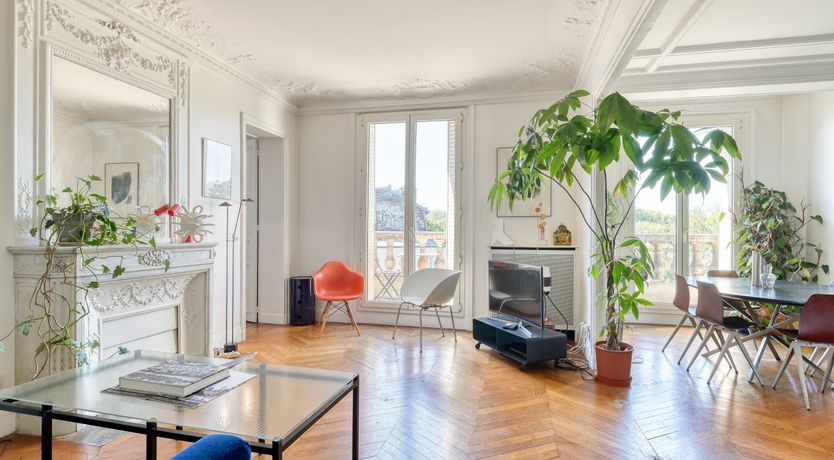 Photo of Eiffel Amour