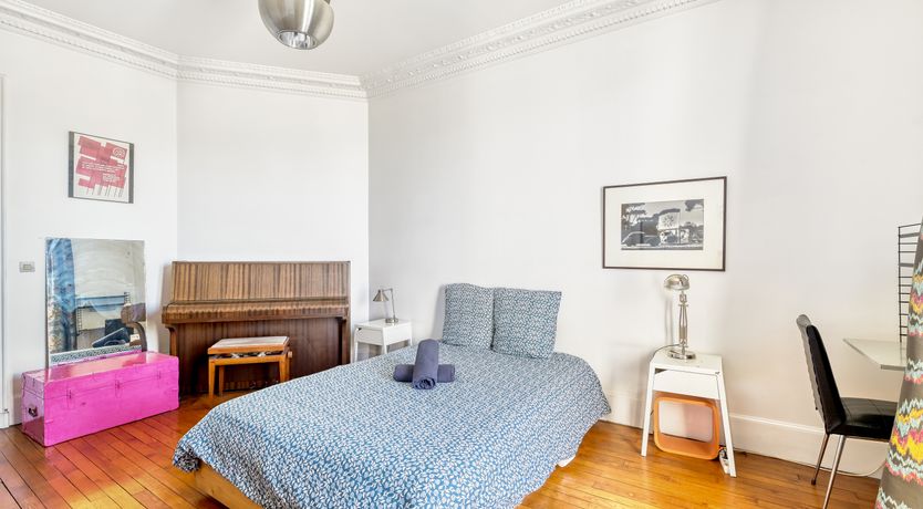 Photo of Eiffel Amour