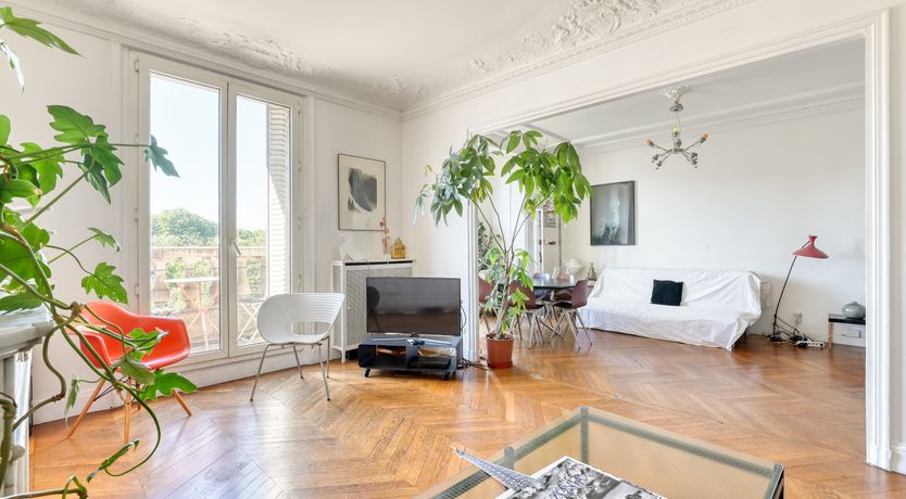 Photo of Eiffel Amour