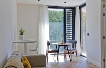 Living Free Holiday Home