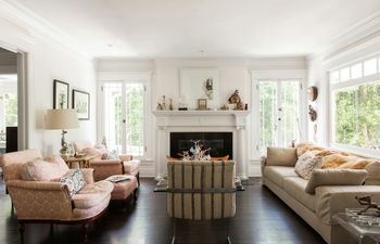 Modern Americana Holiday Home