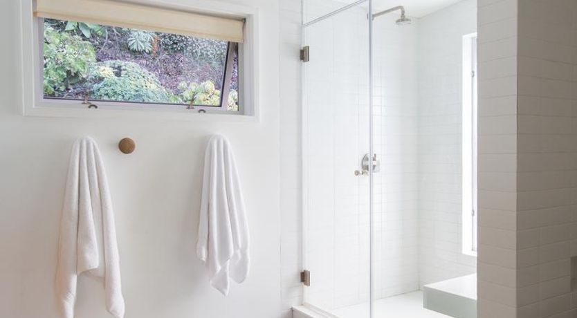 Photo of Hollywood Mirrors