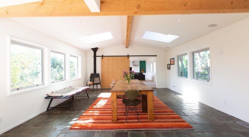 Photo of Hollywood Mirrors