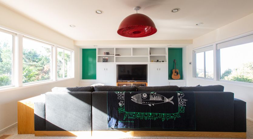 Photo of Hollywood Mirrors