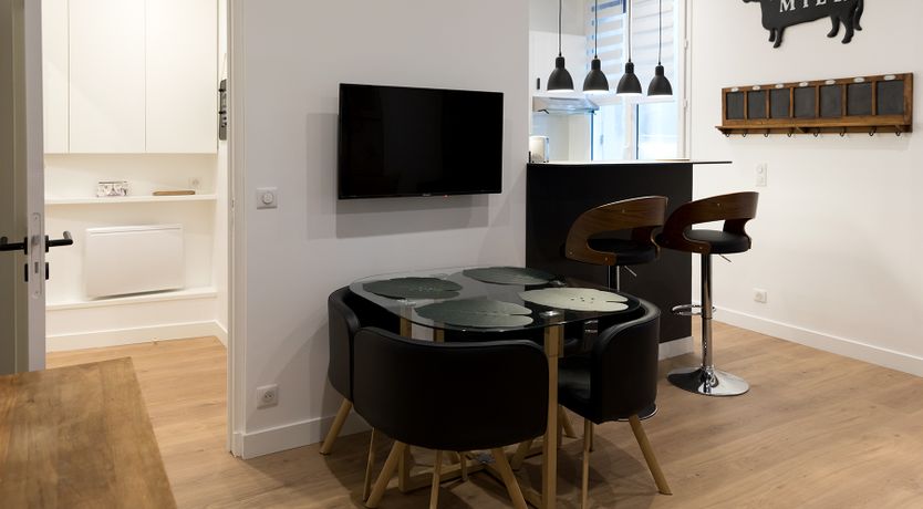 Photo of Tender Buttons