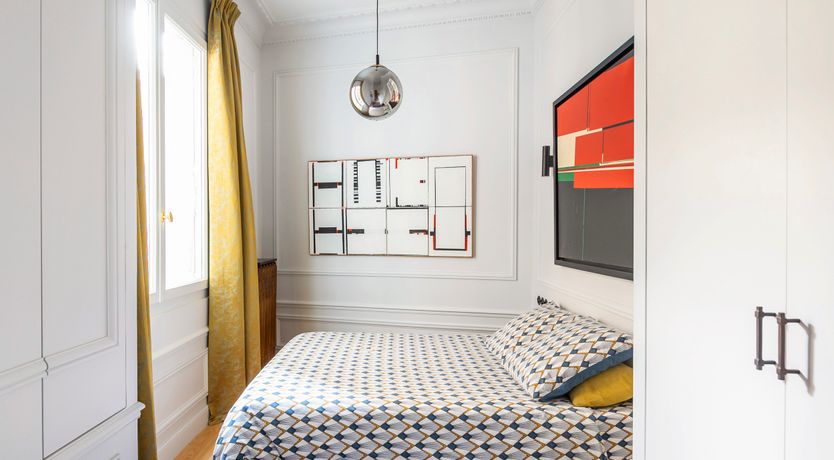 Photo of Antique & Ornate