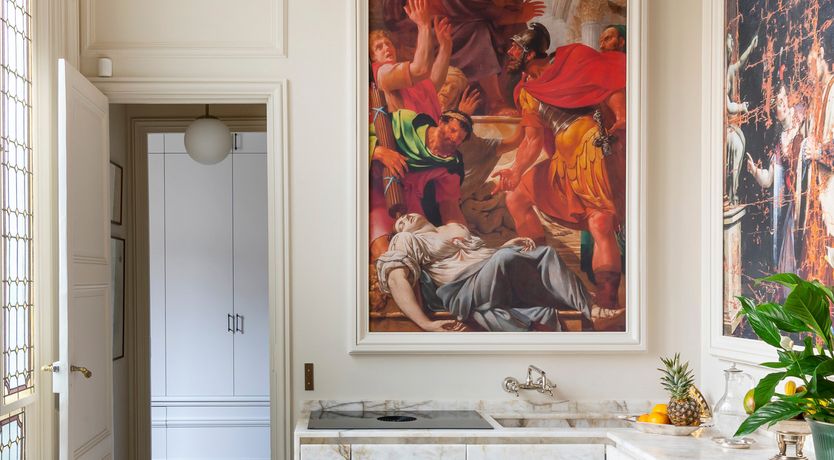 Photo of Antique & Ornate