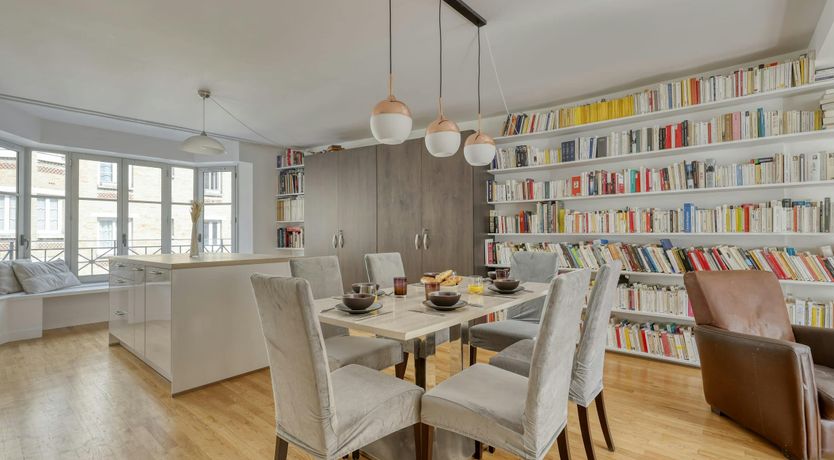 Photo of The Crimson Folio