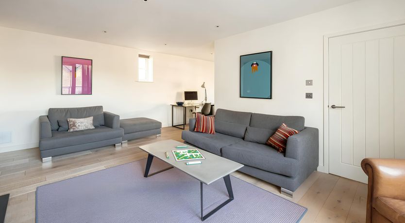 Photo of The Queen's Quarters