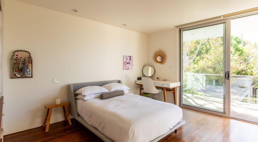 Photo of The Venice Vibe