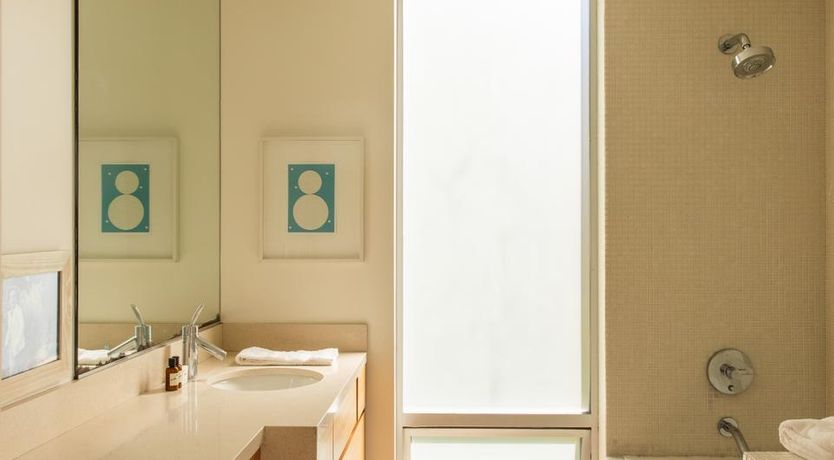 Photo of The Venice Vibe