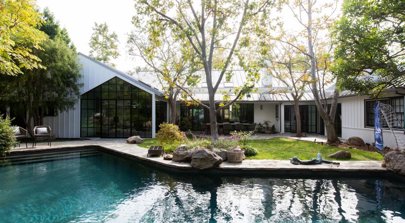 Photo of Marble & Honey