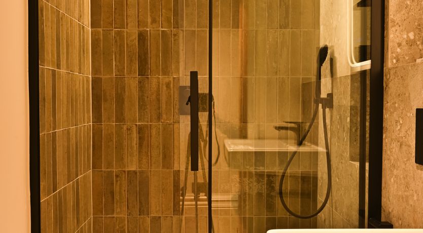 Photo of Saintly Splendour