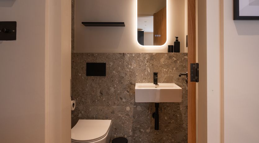 Photo of Notting Hill Nocturne