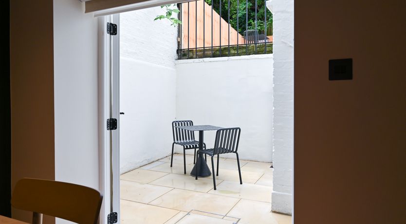 Photo of Notting Hill Nocturne