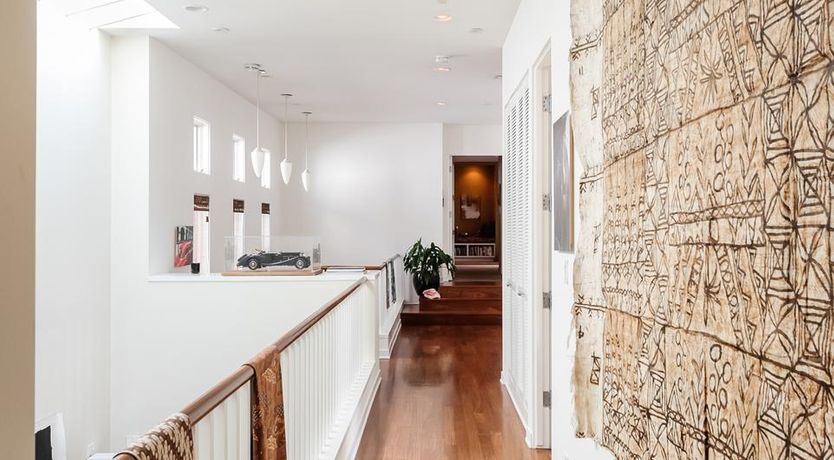 Photo of The Sculpturist