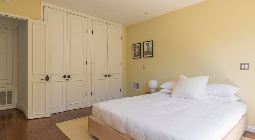 Photo of Sunset Crest