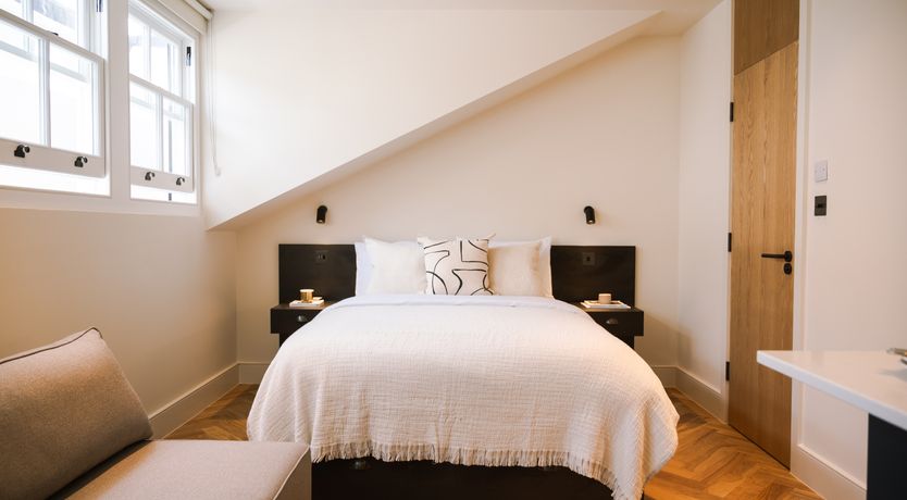 Photo of A Crown of Splendour