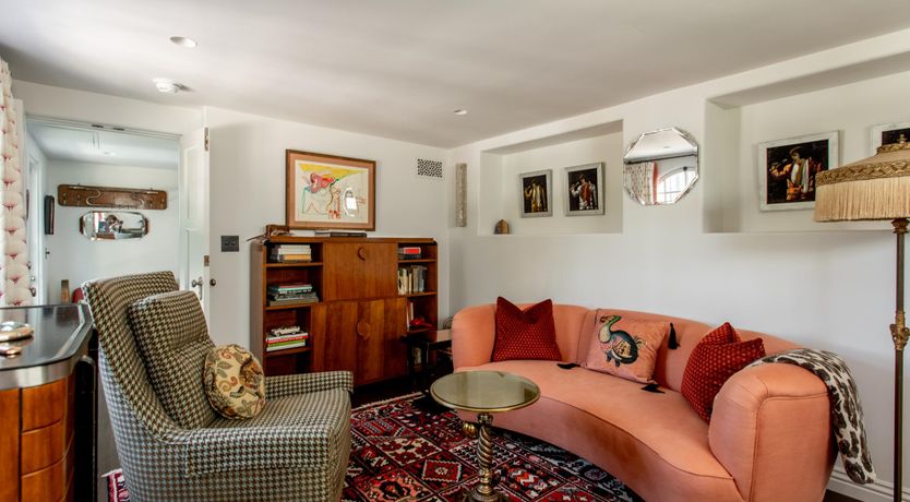 Photo of Scarlet Dusk