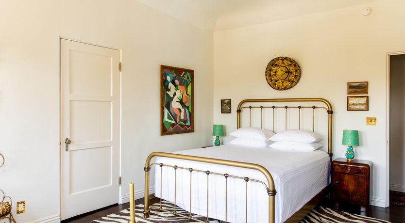 Photo of Scarlet Dusk