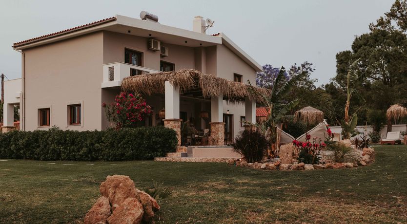 Photo of Helios & Rhode