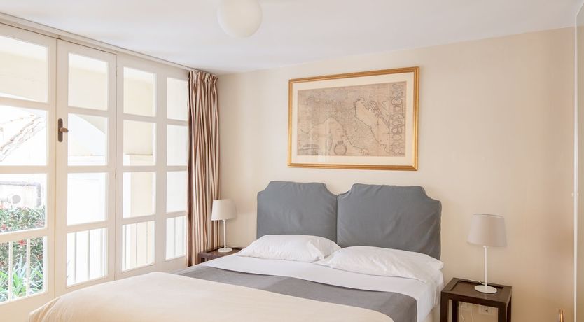 Photo of Romanesque Elegance