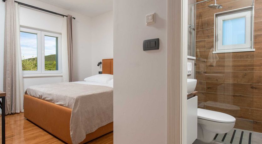 Photo of Longing for Lovreć