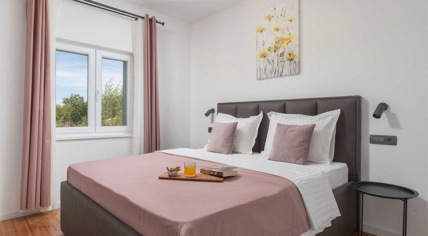 Photo of Longing for Lovreć