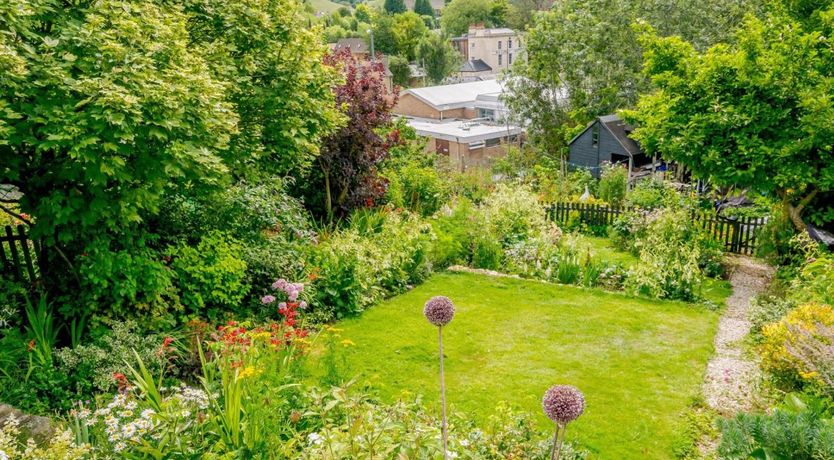 Photo of 3 Bed in Nailsworth