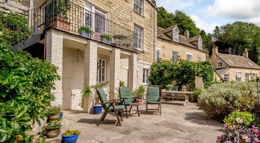 Photo of 3 Bed in Nailsworth