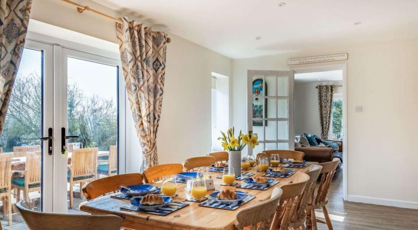 Photo of 5 Bed in Southrepps