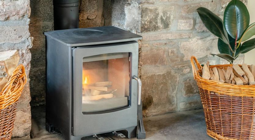 Photo of 2 Bed in Abercamlais