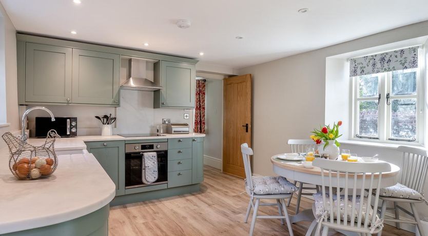 Photo of 2 Bed in Abercamlais