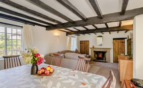 Photo of 3 Bed in Stratford-upon-avon