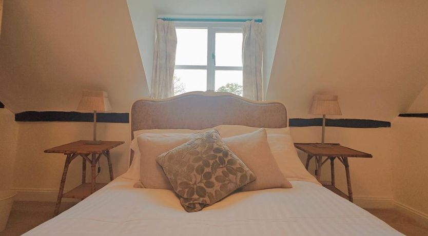 Photo of 3 Bed in Tiddington