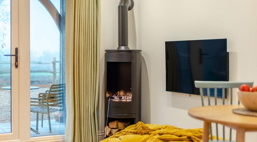 Photo of 1 Bed in Alton