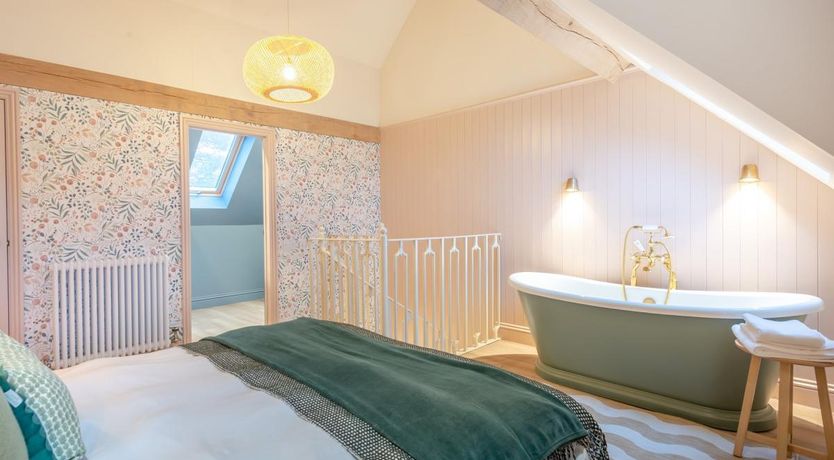 Photo of 1 Bed in Alton