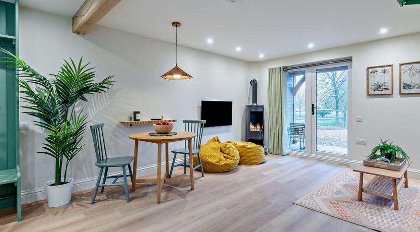 Photo of 1 Bed in Alton