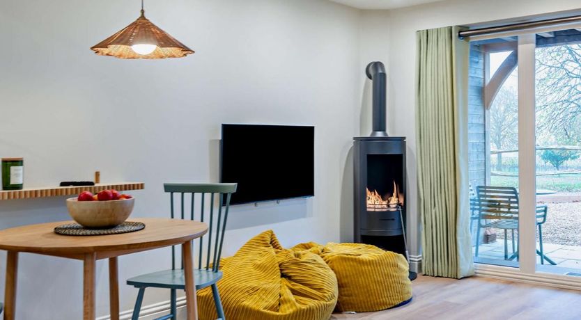 Photo of 1 Bed in Alton