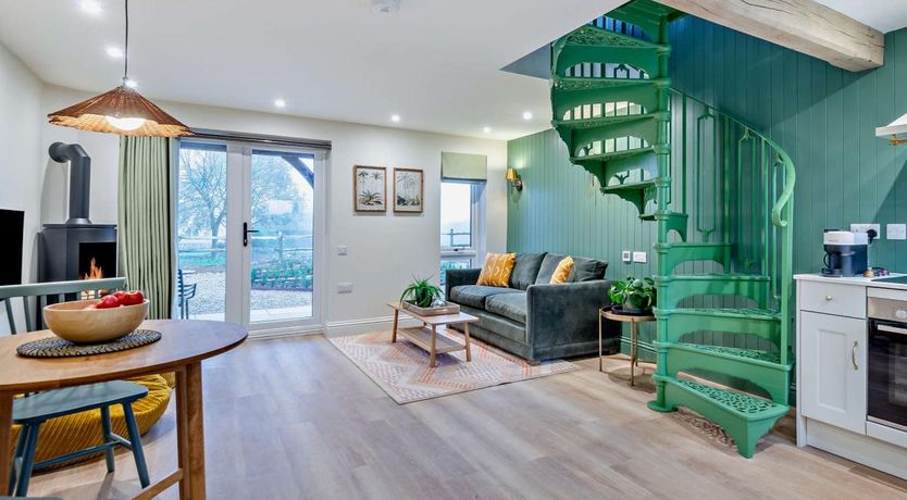 Photo of 1 Bed in Alton