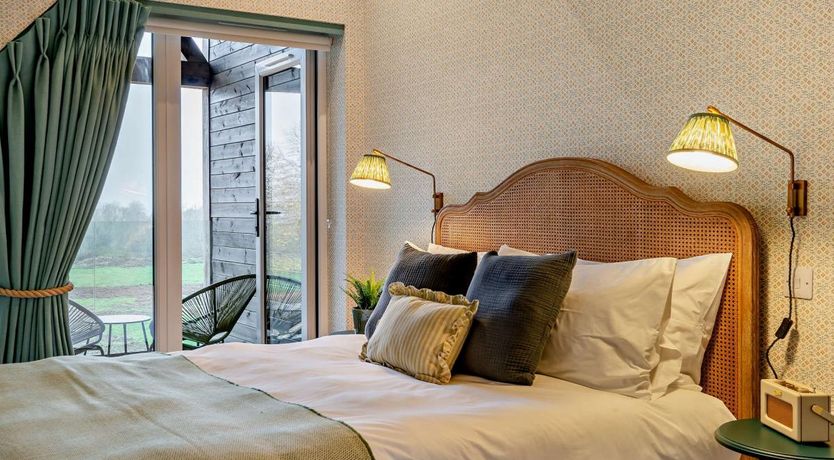 Photo of 1 Bed in Alton