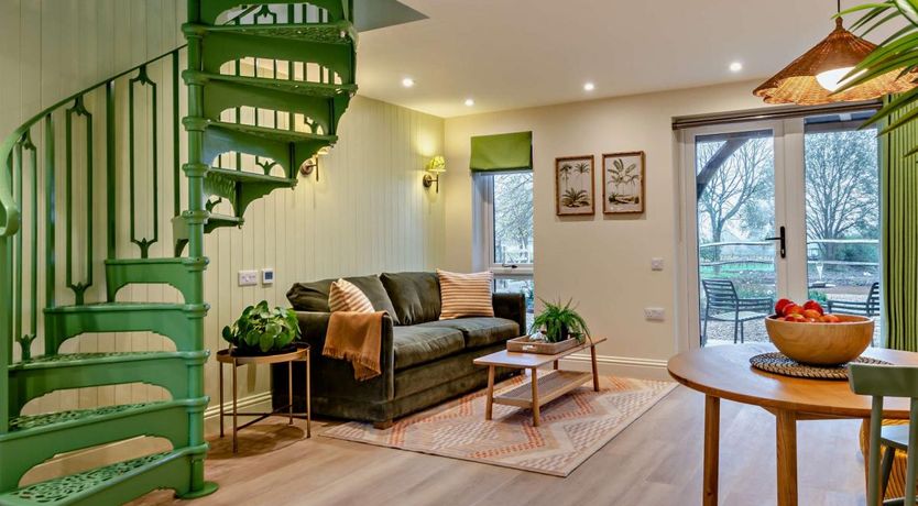 Photo of 1 Bed in Alton