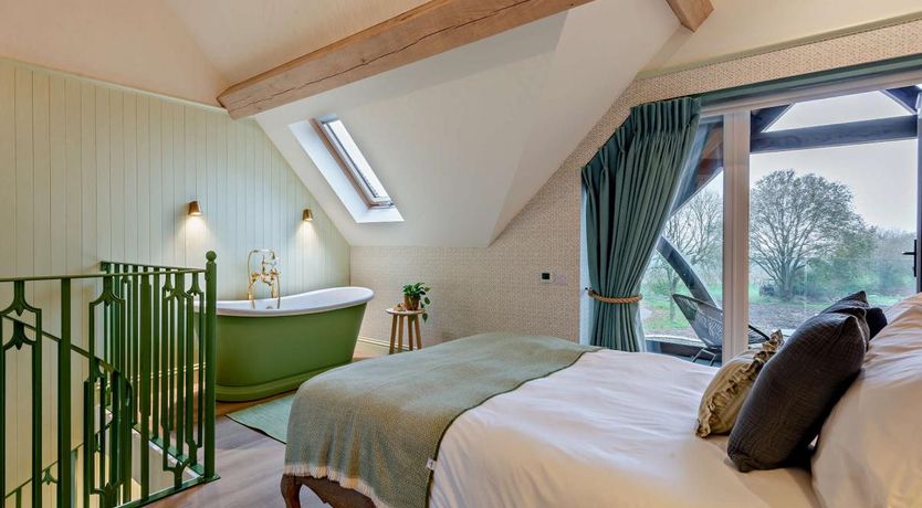 Photo of 1 Bed in Alton