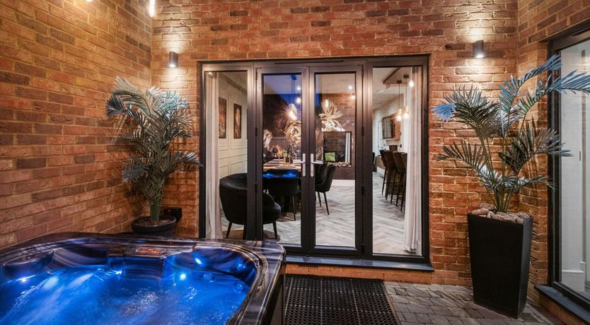 Photo of 4 Bed in Morpeth