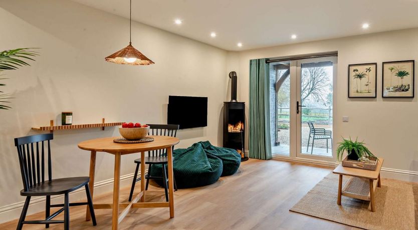 Photo of 1 Bed in Alton